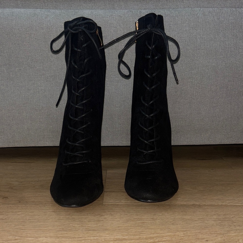 X2B Chic Black Lace-Up Women's Boots